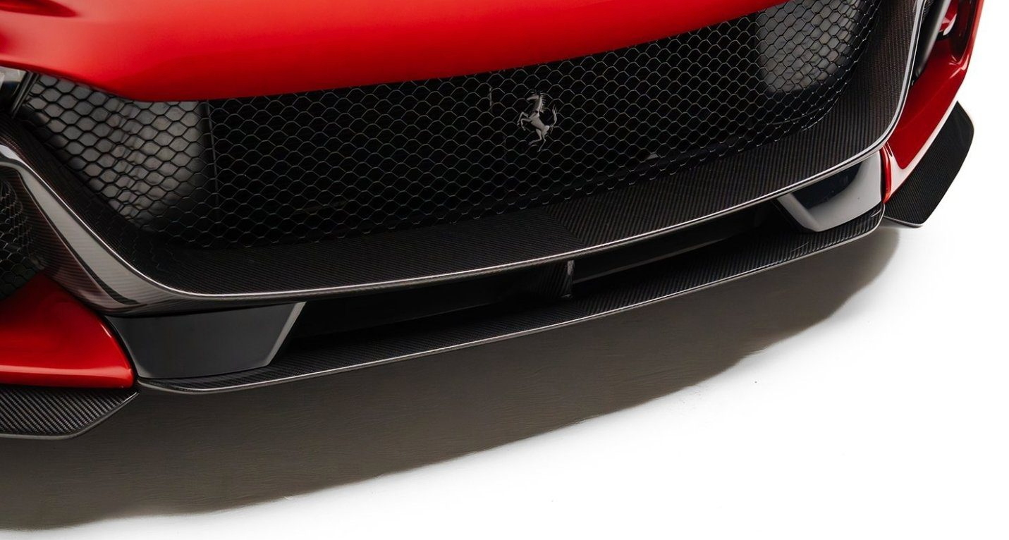 NOVITEC Carbon Front Lip Center Piece for Ferrari Purosangue