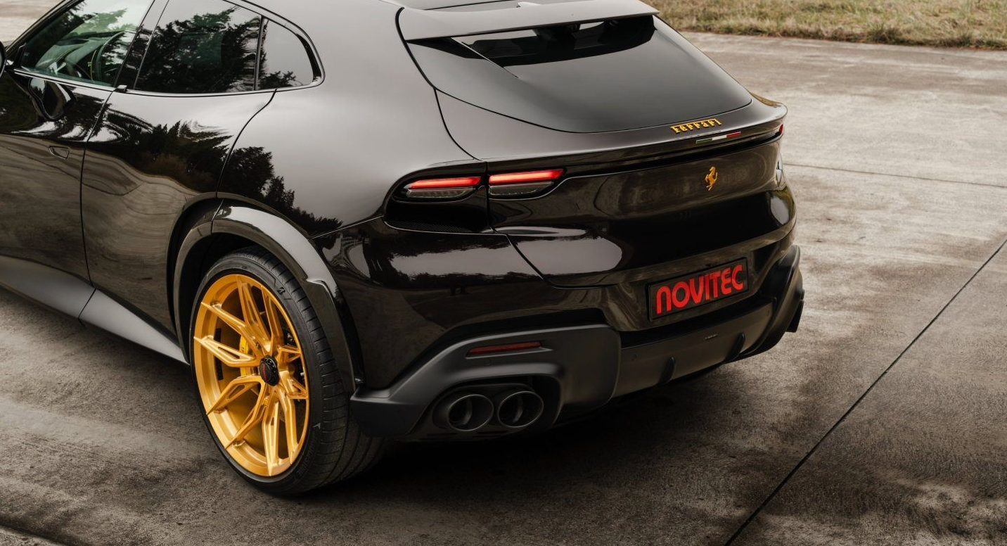 NOVITEC Ferrari Purosangue Black Tailpipes