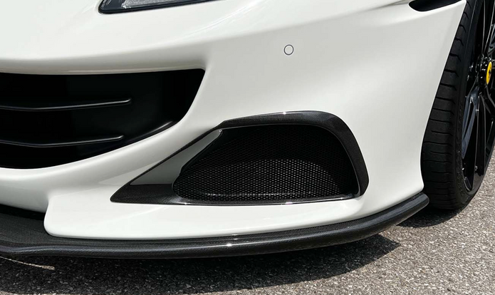 NOVITEC Carbon Front Bumper Inlets for Ferrari Portofino