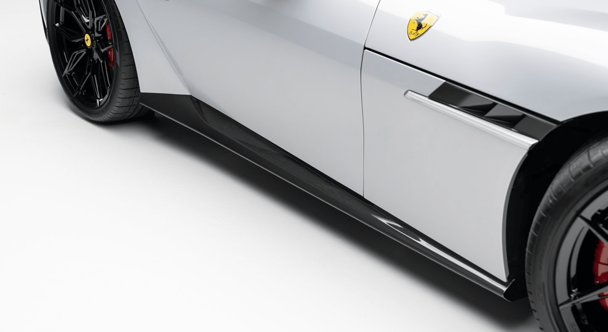 NOVITEC Carbon Fiber Side Panels for Ferrari 12Cilindri - 412 Motorsport